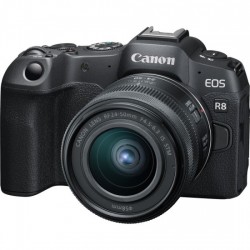 Canon Camara EOS R8 con lente RF 24-50mm f/4.5-6.3 IS STM